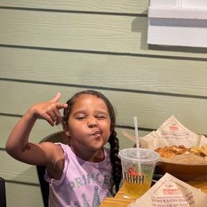 Meet your Posher, Cornelius